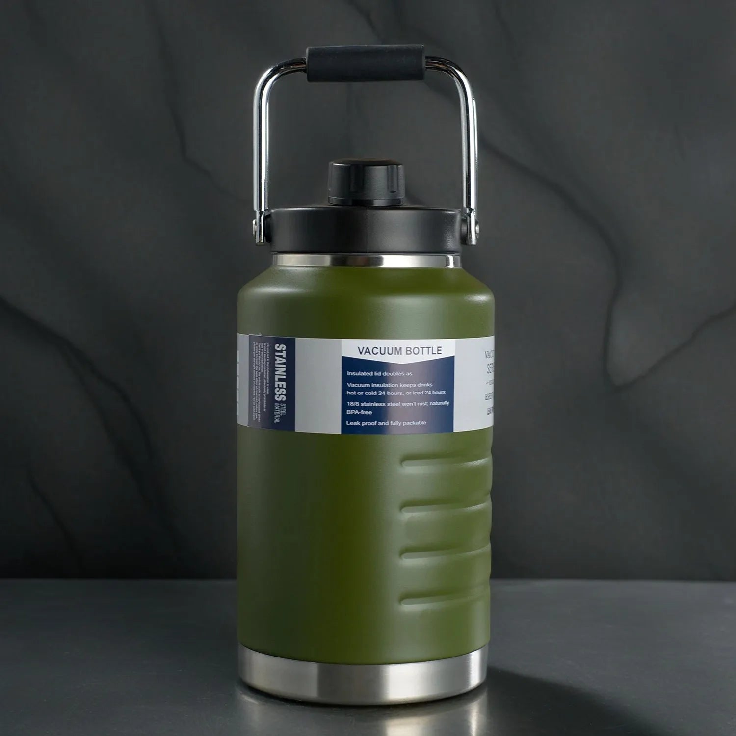 Gourde XXL Isotherme 2L – Grande Capacité en Acier Inoxydable pour Randonnée, Camping, Van Life & Sport