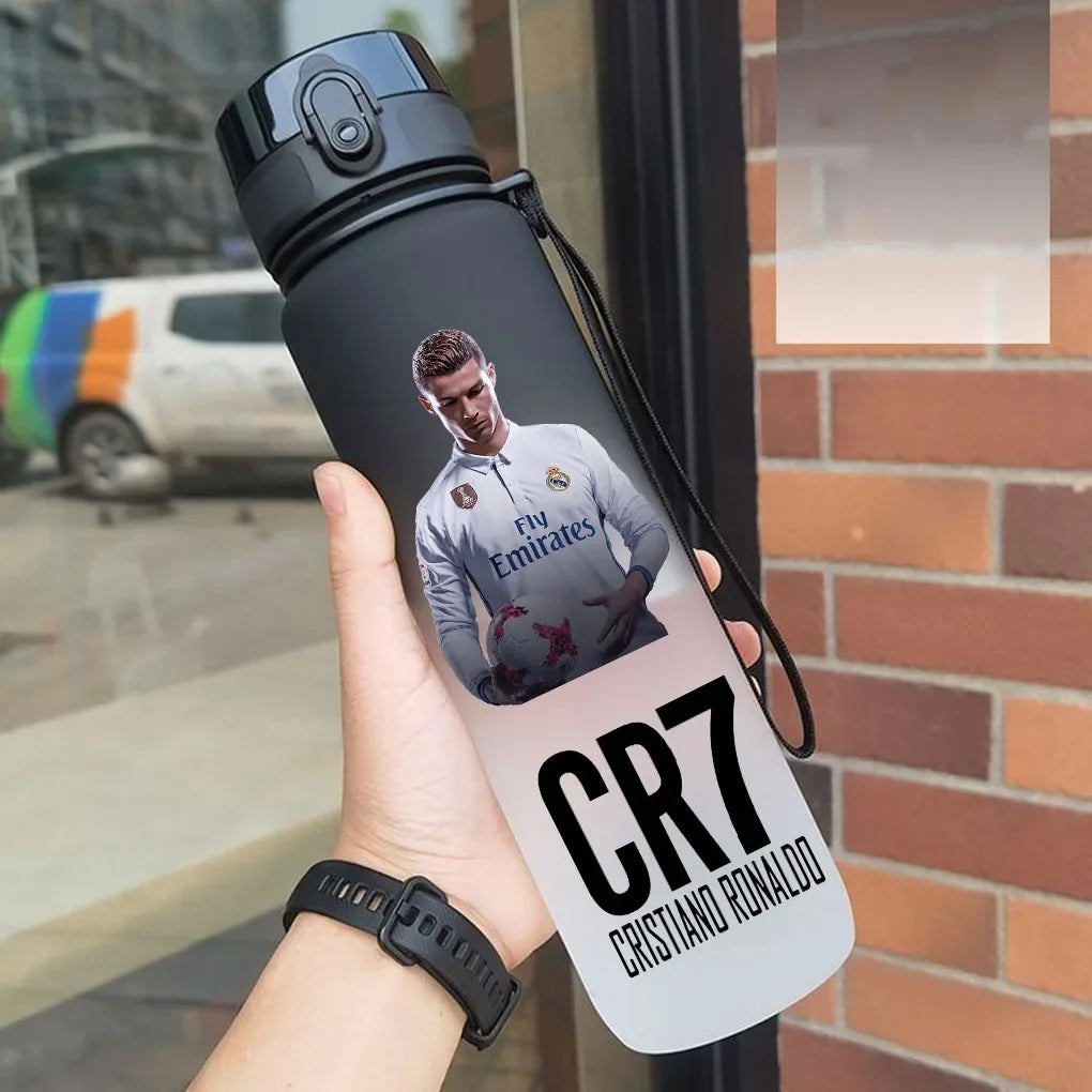 Gourde CR7 Cristiano Ronaldo 750 ml | Différents Coloris | Idée Cadeau Noël, Anniversaire & Rentrée Scolaire