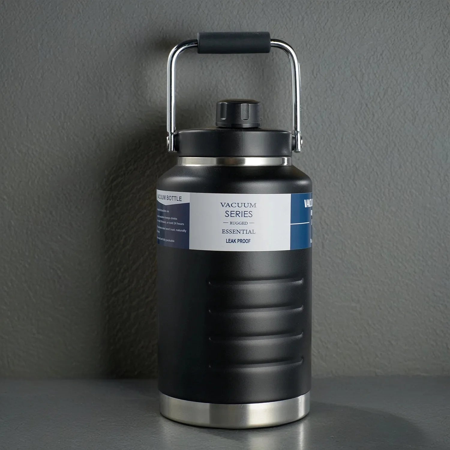 Gourde XXL Isotherme 2L – Grande Capacité en Acier Inoxydable pour Randonnée, Camping, Van Life & Sport