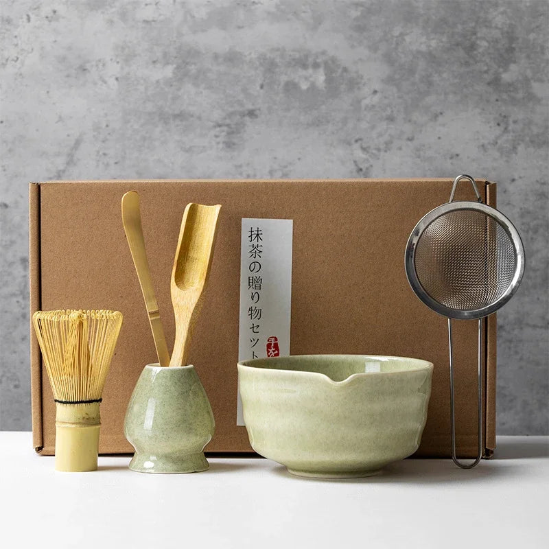Coffret cadeau - Ensemble de cérémonie du thé japonais Matcha 4/5/6/7 pièces, bol en céramique Chawan, fouet en bambou et cuillère à thé, kit d'outils Matcha pour les amateurs de thé