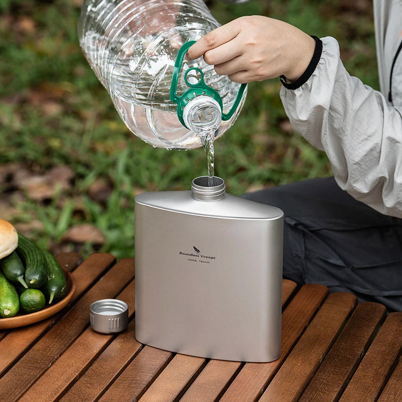 Gourde Titanium 1,4 L Ultra Légère Antifuite | Idée Cadeau Noël & Anniversaire