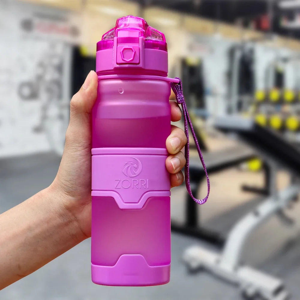 Gourde Shaker Protéines ZORRI – Sans BPA, Écologique, pour Fitness, Musculation, Randonnée et Sport
