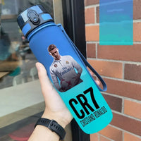 Gourde CR7 Cristiano Ronaldo 750 ml | Différents Coloris | Idée Cadeau Noël, Anniversaire & Rentrée Scolaire
