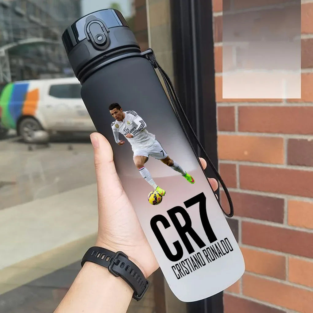 Gourde CR7 Cristiano Ronaldo 750 ml | Différents Coloris | Idée Cadeau Noël, Anniversaire & Rentrée Scolaire