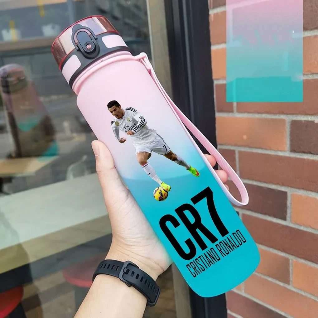 Gourde CR7 Cristiano Ronaldo 750 ml | Différents Coloris | Idée Cadeau Noël, Anniversaire & Rentrée Scolaire