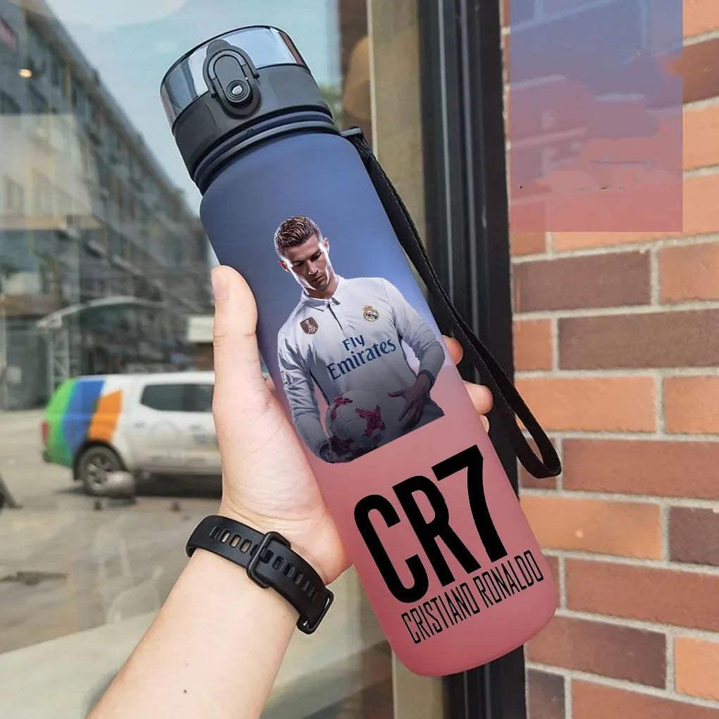 Gourde CR7 Cristiano Ronaldo 750 ml | Différents Coloris | Idée Cadeau Noël, Anniversaire & Rentrée Scolaire