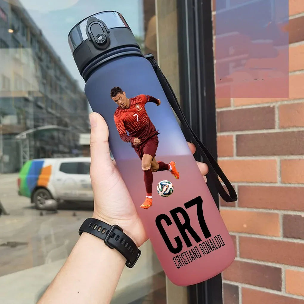Gourde CR7 Cristiano Ronaldo 750 ml | Différents Coloris | Idée Cadeau Noël, Anniversaire & Rentrée Scolaire