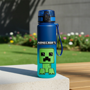 Gourde enfant et ado LIOR 650 ml — motif Creeper vert dans un jardin.