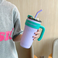 Gourde Ova faisant partie de la collection Les Élégantes, design pastel et féminin