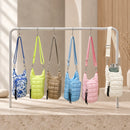 Sac porte-gourde bandoulière EKO — assortiment de sacs suspendus.