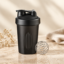 Shaker ASTRA noir avec boule mélangeuse et aperçu des coloris